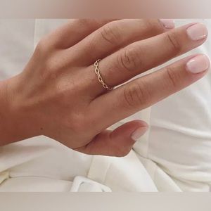 Dainty Gold Chain Link Ring